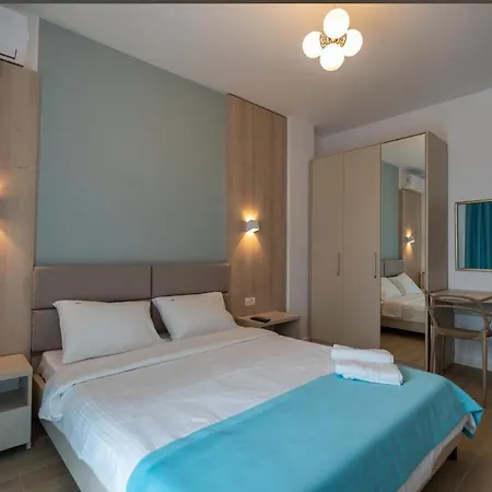 Lotus Luxury Apartment *